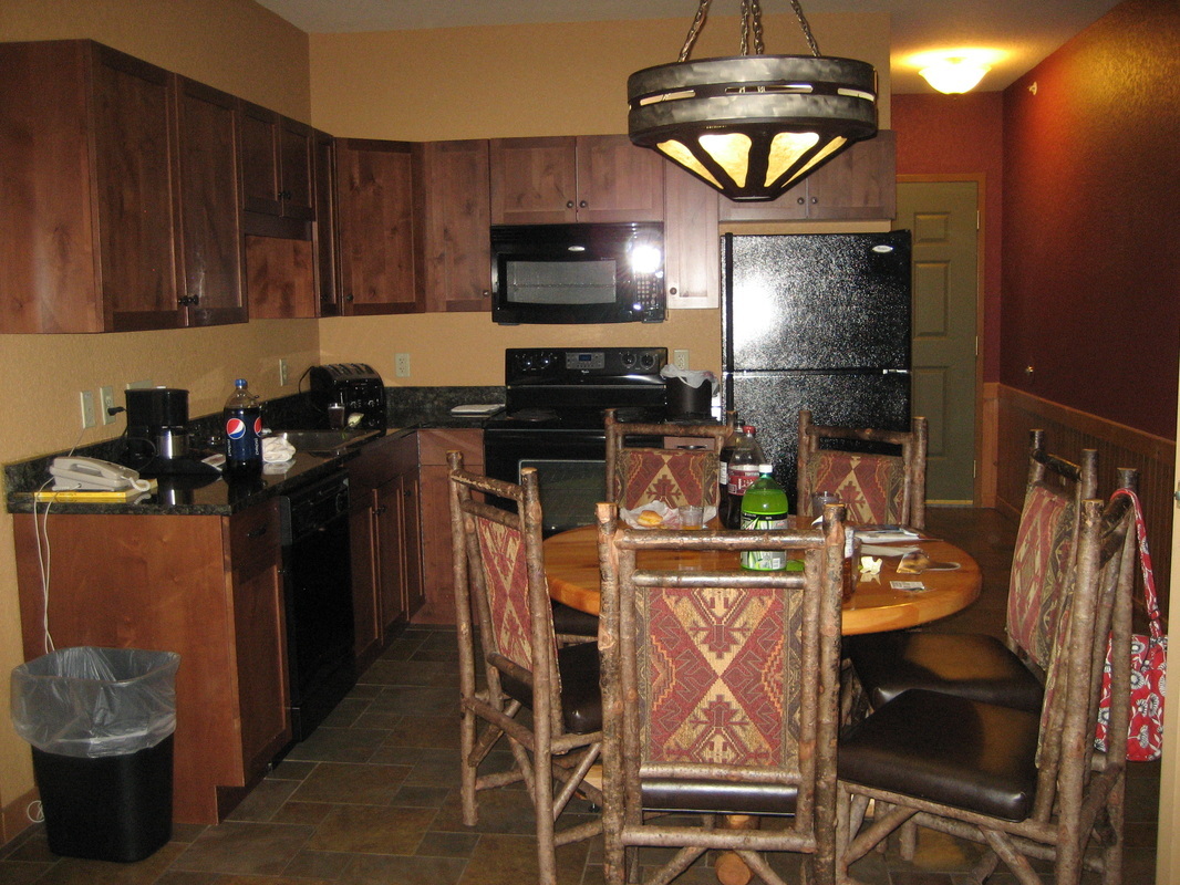 1 BR Suite w/ kitchen at Wilderness at the Smokies