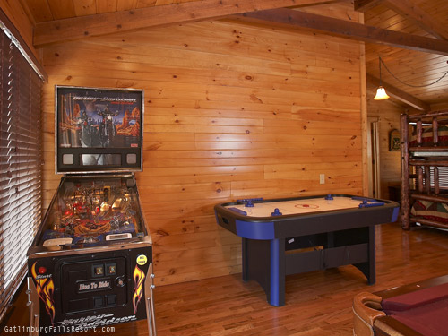 Gatlinburg Falls Resort Memory Maker Cabin